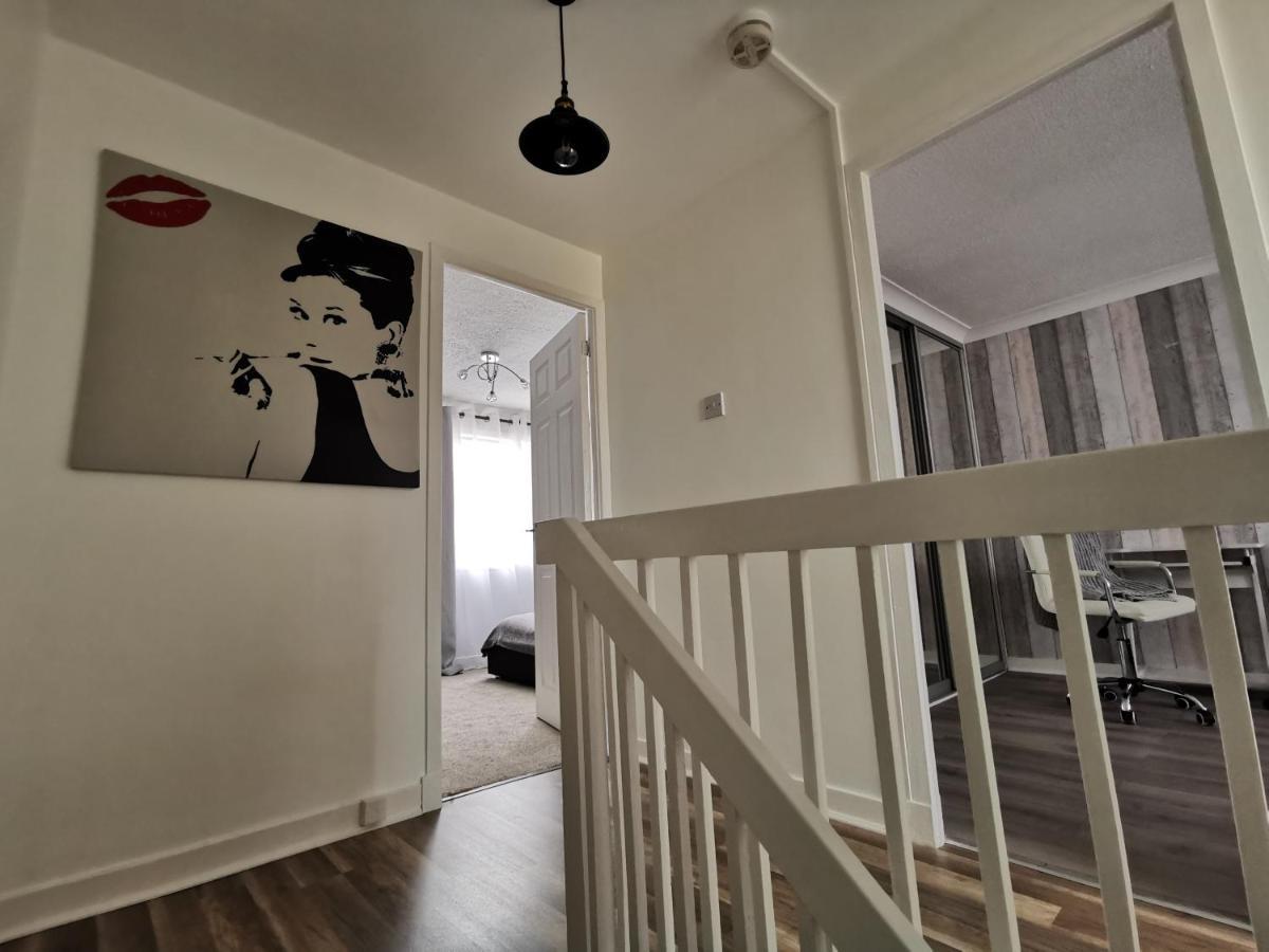 Glasgow Apartment Cozy And Ultramodern ภายนอก รูปภาพ