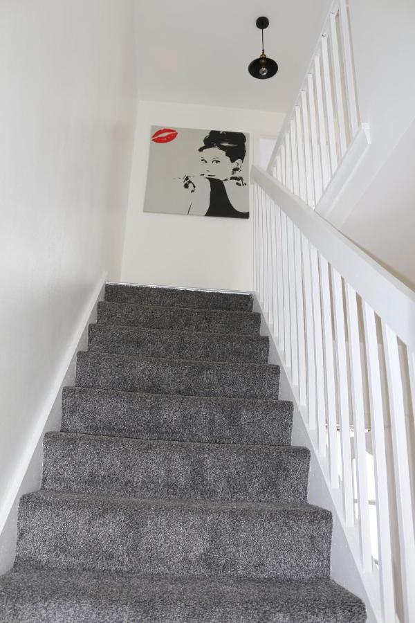 Glasgow Apartment Cozy And Ultramodern ภายนอก รูปภาพ